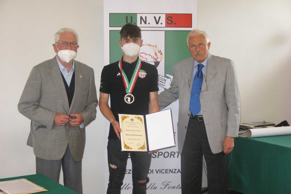 La premiazione di Alberto Bruttomesso, Atleta dell'Anno 2021