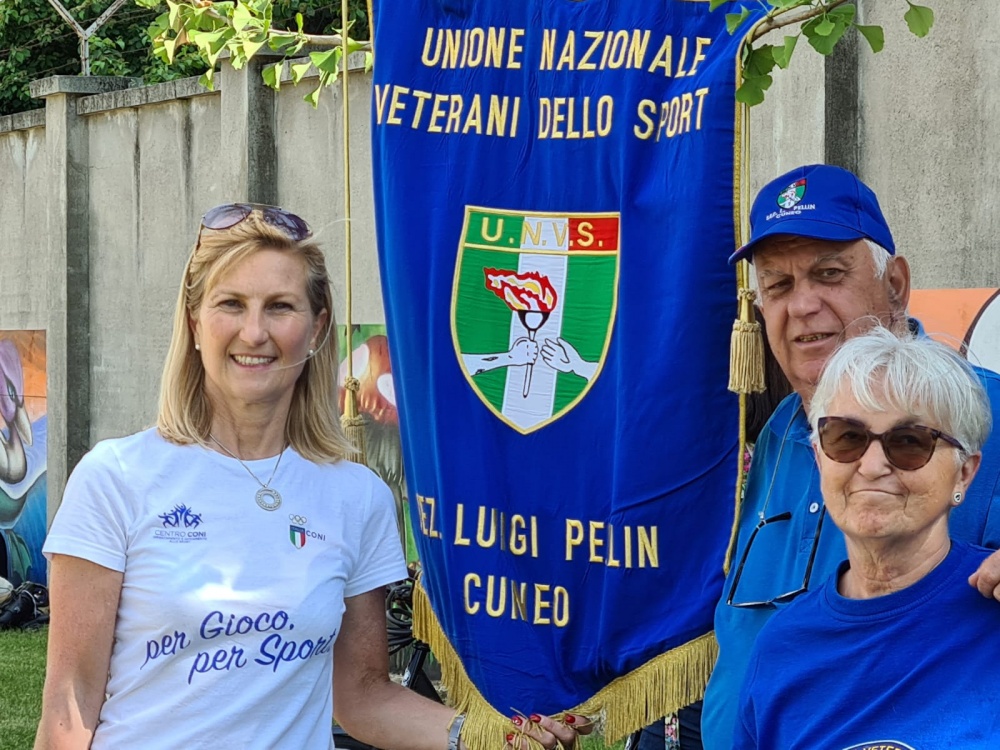 La postazione UNVS all'interno del Parco presidiata dalla socia Claudia Martin, Delegata Provinciale CONI.