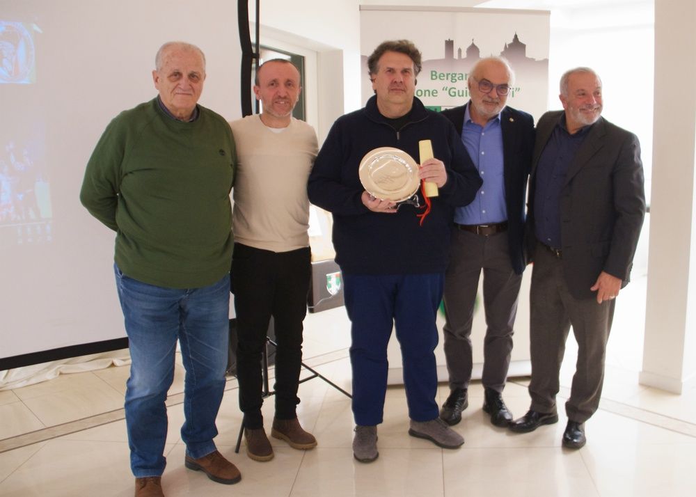 Premiazione del Socio Antonio Cimmino