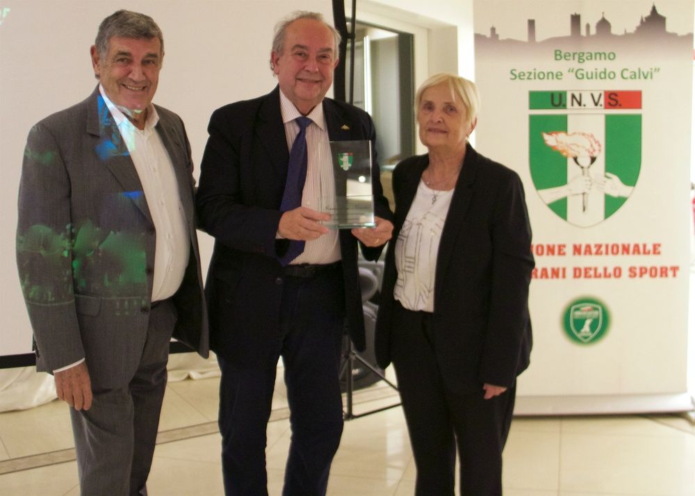 Riconoscimento a Gianandrea Nicolai consigliere UNVS