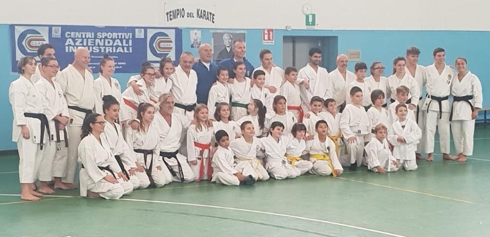 La squadra del tempio del karate di Novi Ligure